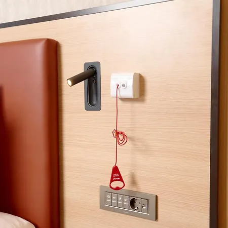 Crowne Plaza Zeytinburnu By Ihg מלון איסטמבול
